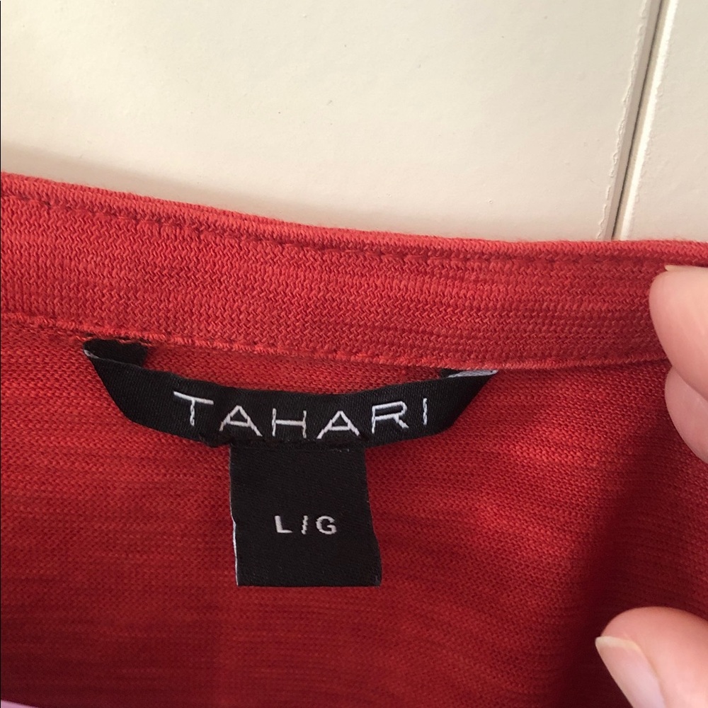 Tahari Red Sleeveless Split-Neck Tank Top - Picture 2 of 4